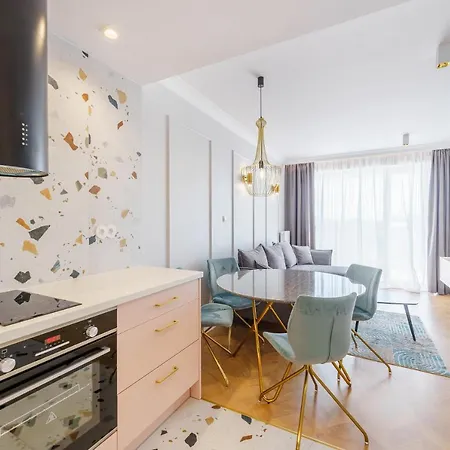 Westin House 303 شقة فندقية 3*