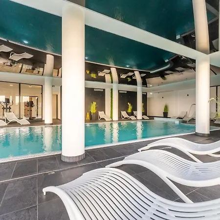 Westin House 303 Aparthotel 3*