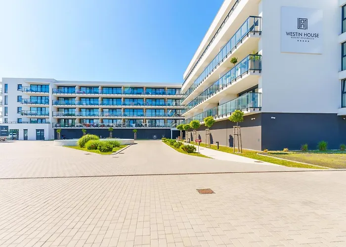 Westin House 303